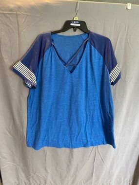 SHEIN Two-Tone Royal and Navy V-Neck Short Sleeve Tee with Strappy Detail